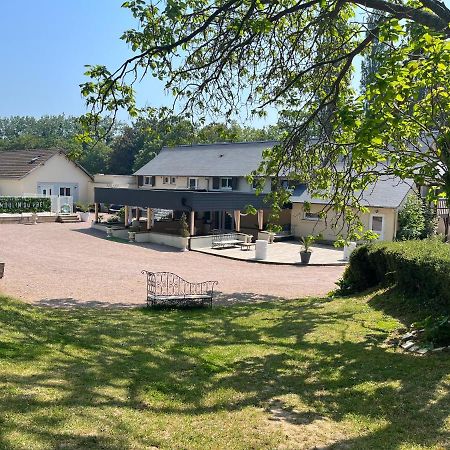gîte du moulin du pré Bavent Esterno foto