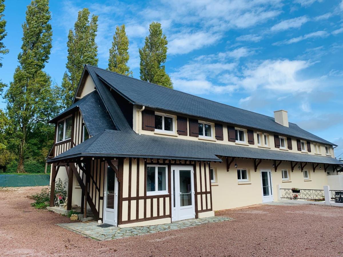 gîte du moulin du pré Bavent Esterno foto